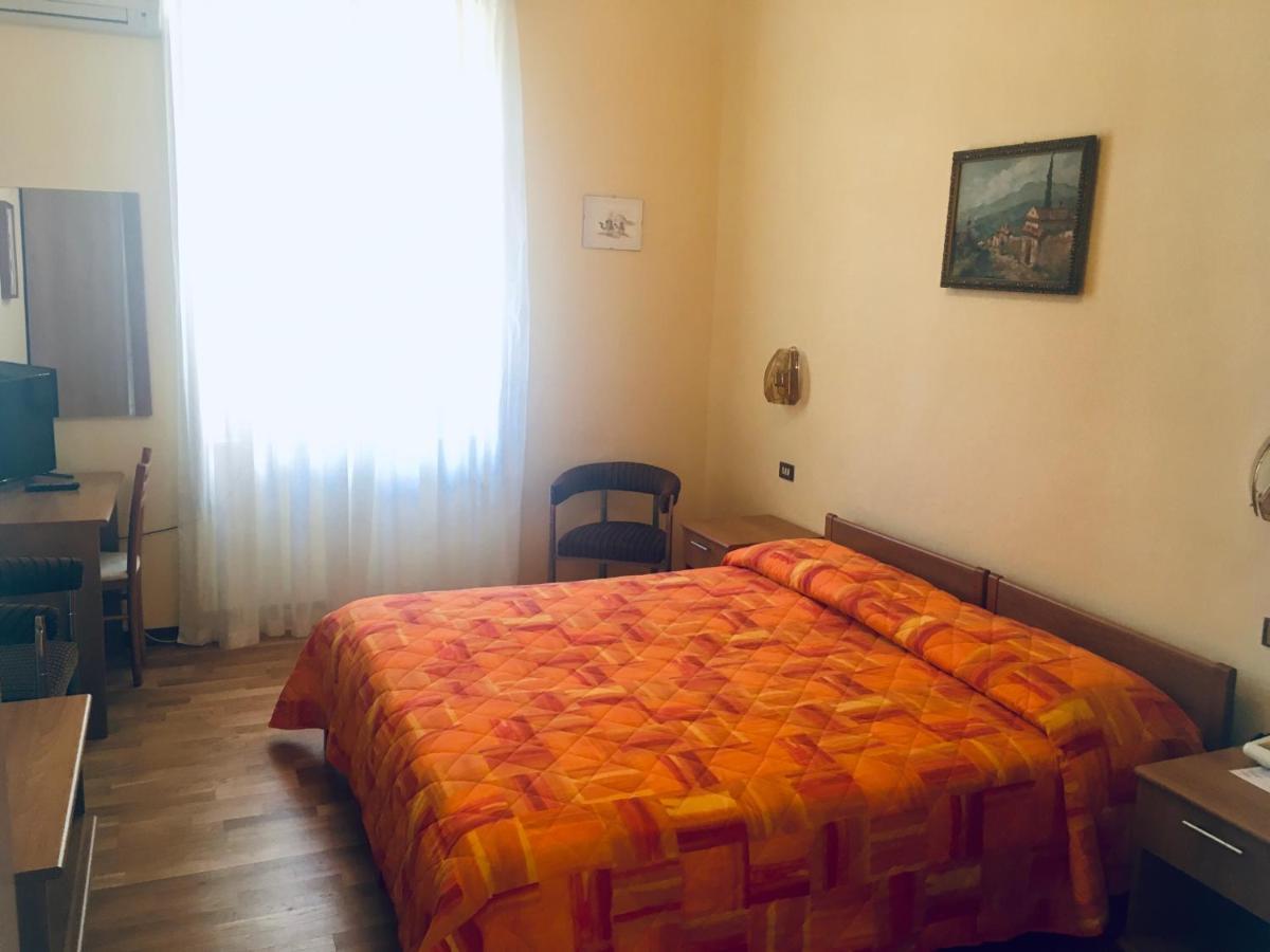 Hotel Milano Градо Экстерьер фото