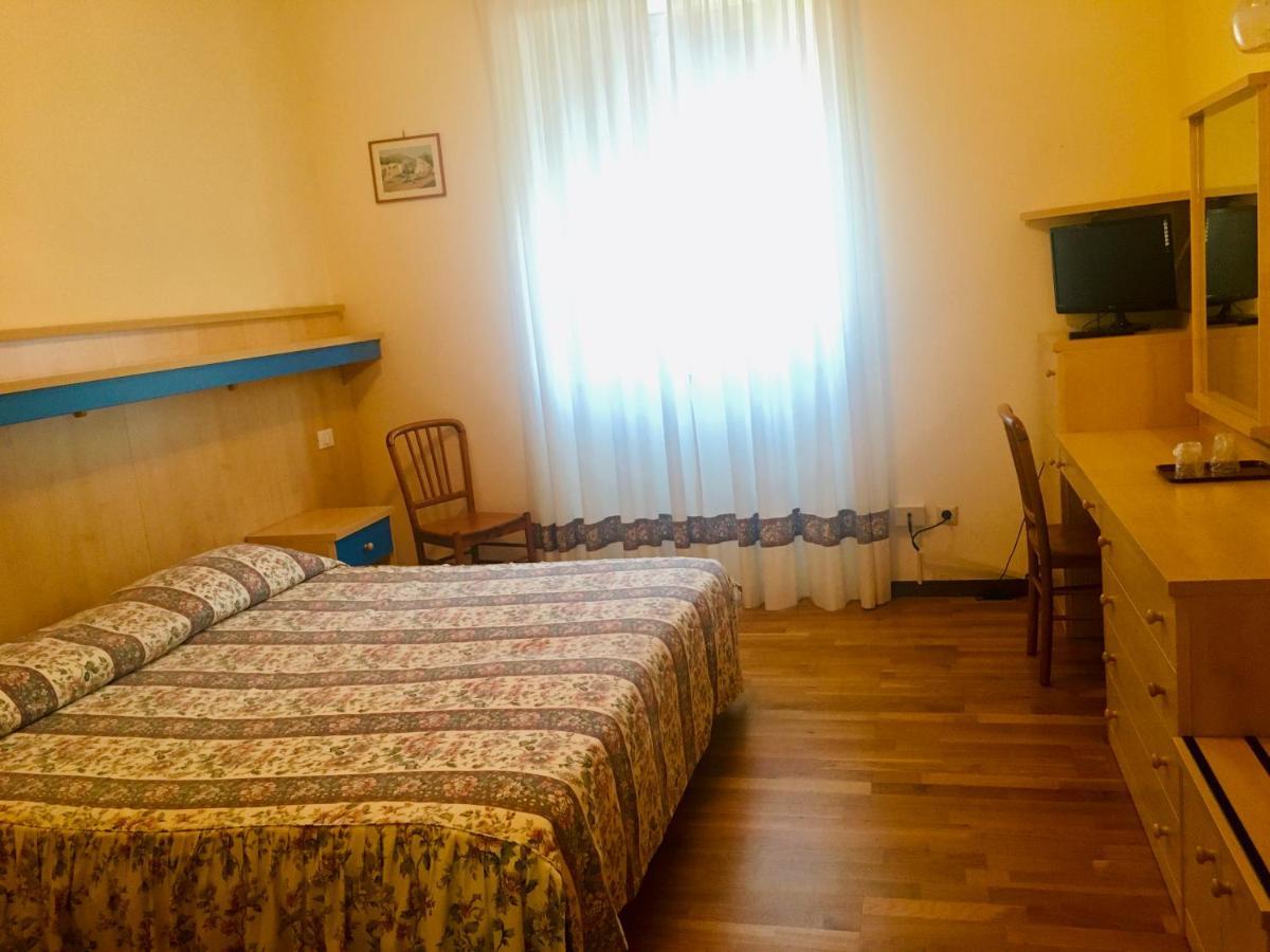 Hotel Milano Градо Экстерьер фото