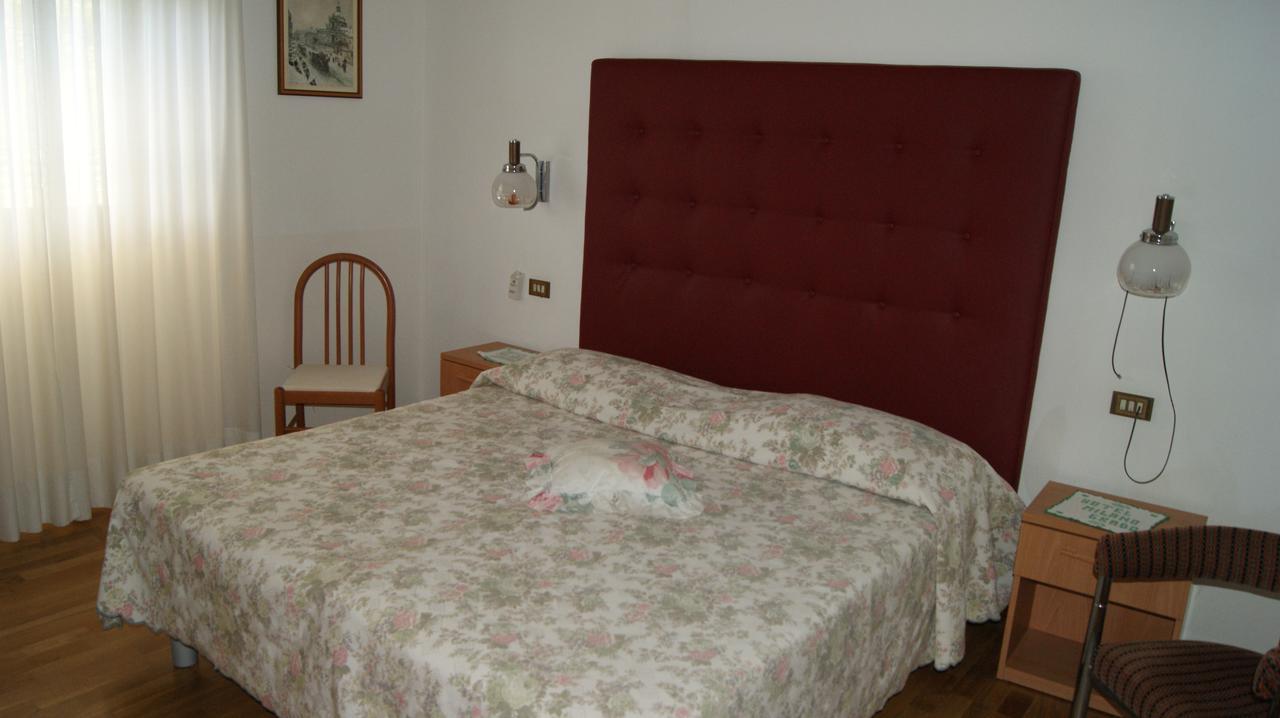Hotel Milano Градо Экстерьер фото