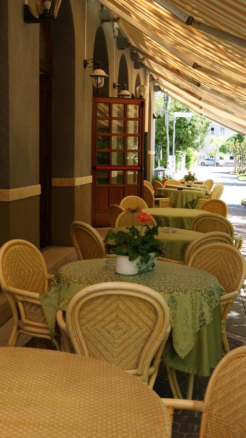Hotel Milano Градо Экстерьер фото